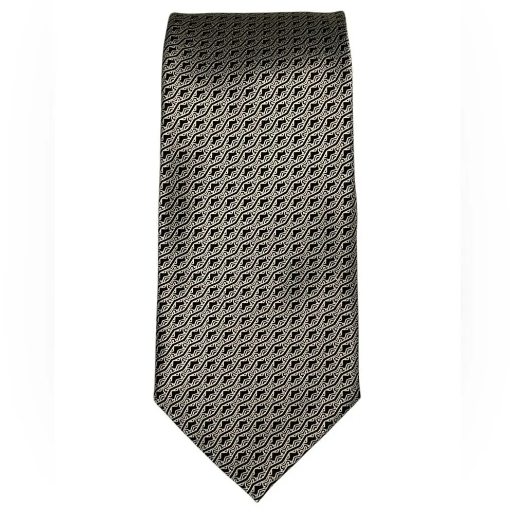 Brioni Sophisticated Black and Gray Patterned Tie